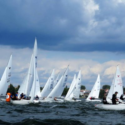 das Feld an der Luv Tonne